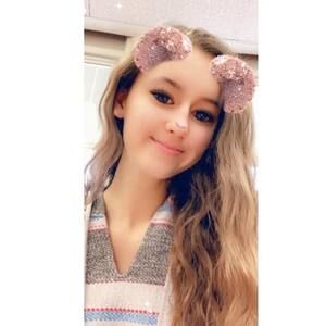 Meet your Posher, Chelsey